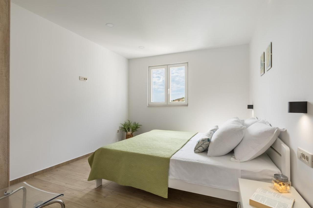 Luxurious Apartments Bona Fide Mimice Exterior foto