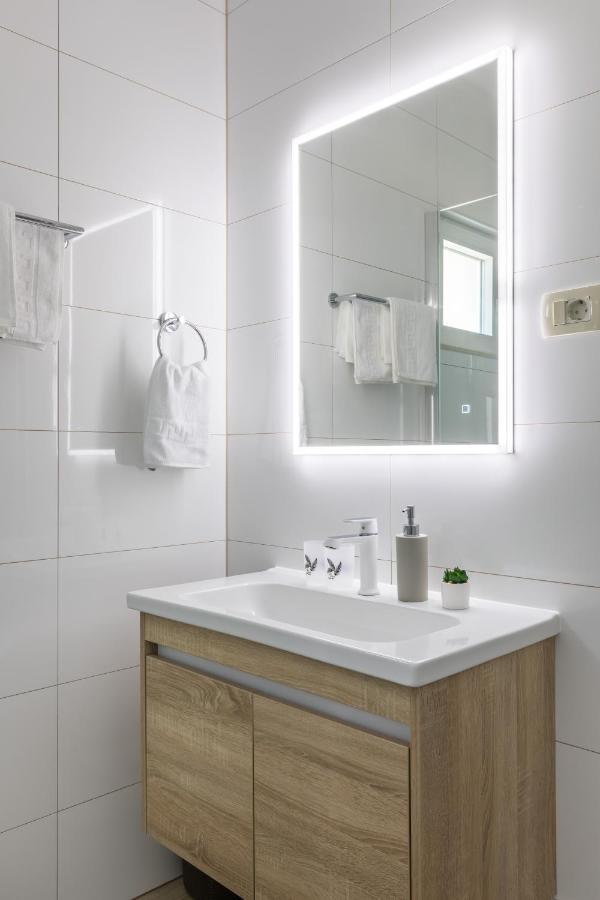 Luxurious Apartments Bona Fide Mimice Exterior foto