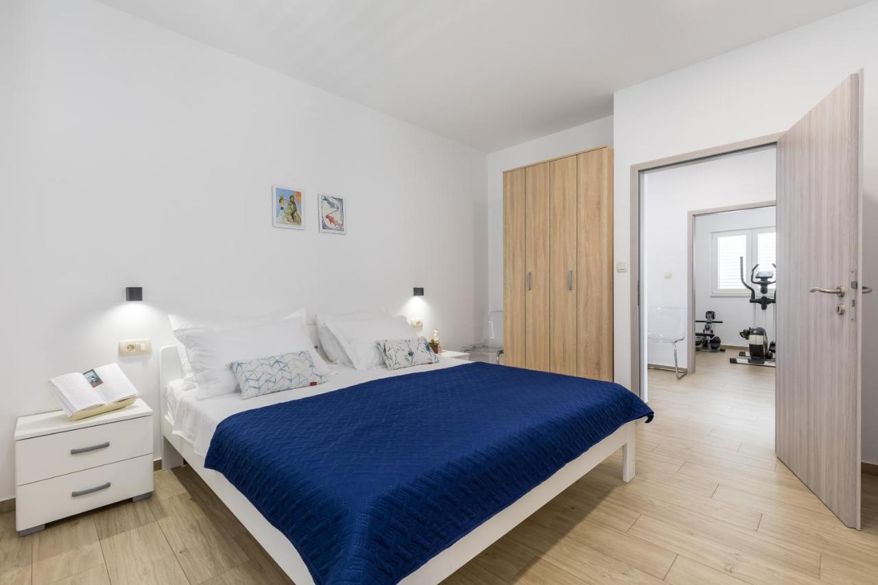 Luxurious Apartments Bona Fide Mimice Exterior foto